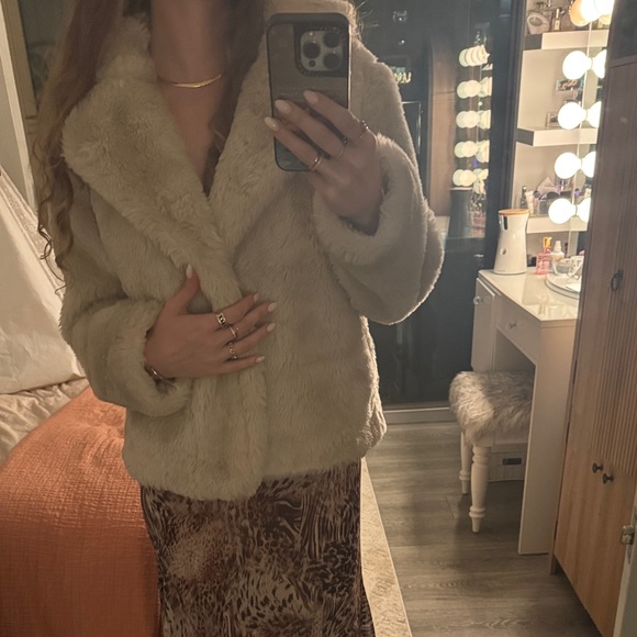 Sunday Best Jackets & Blazers - Sunday Best Dorothy Coat S cream faux fur coat